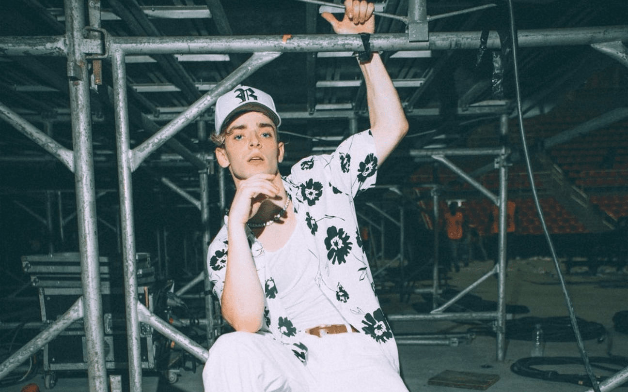 Josh Beauchamp, do Now United, anuncia seu debut single "Love You Again" para dezembro